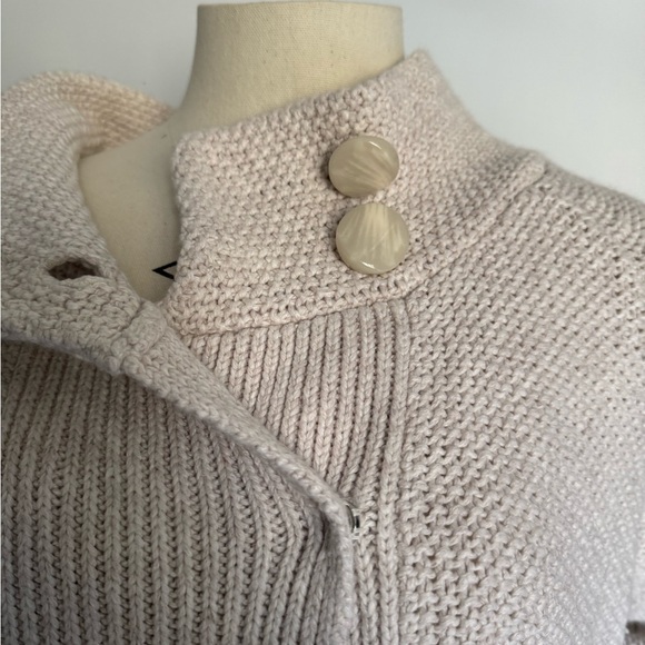 RW&CO. Cream Cowl Neck knit Sweater. Ptp 19” length 25” - Picture 3 of 10
